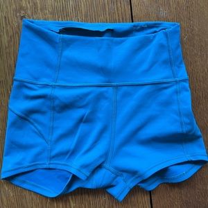Lululemon in movement Everlux 2.5” short - like Wunder Train!